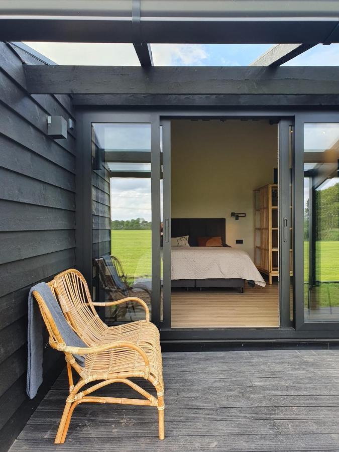 Bed and Breakfast Hippe Schuur Tytsjerk Esterno foto