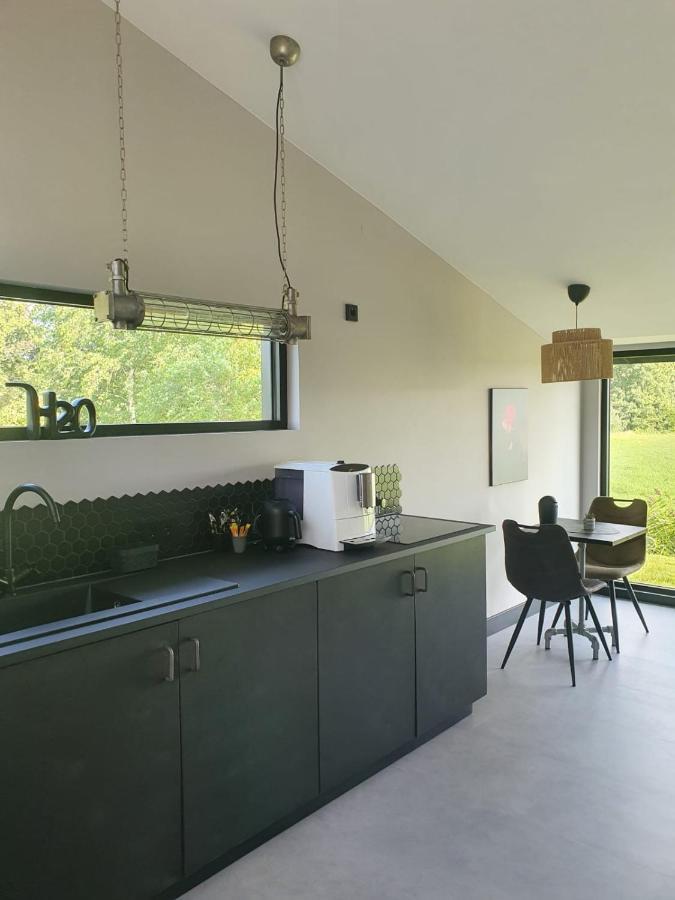 Bed and Breakfast Hippe Schuur Tytsjerk Esterno foto