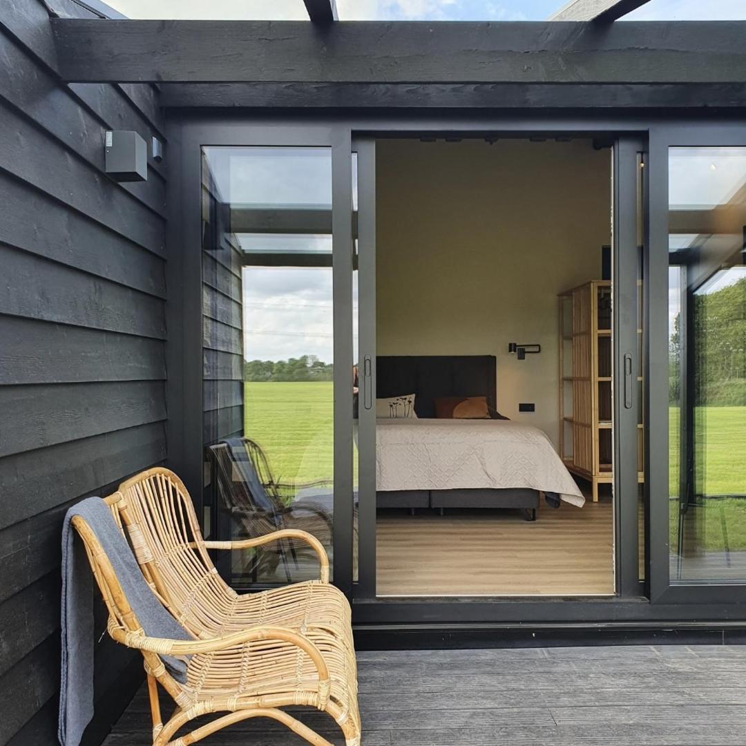 Bed and Breakfast Hippe Schuur Tytsjerk Esterno foto